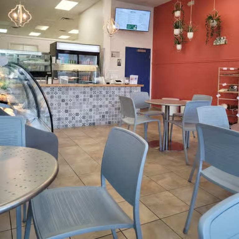 Dine In, Freshly Served Moments Every Day
