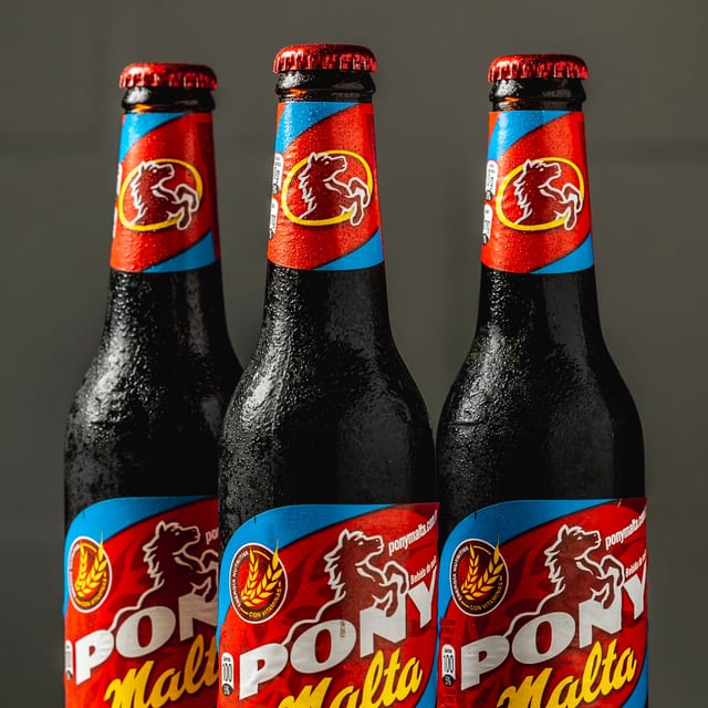 Pony Malta.